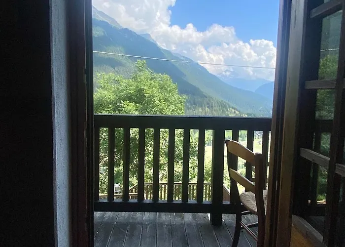 Cozy Rascard Antagnod Dağ evi Champoluc