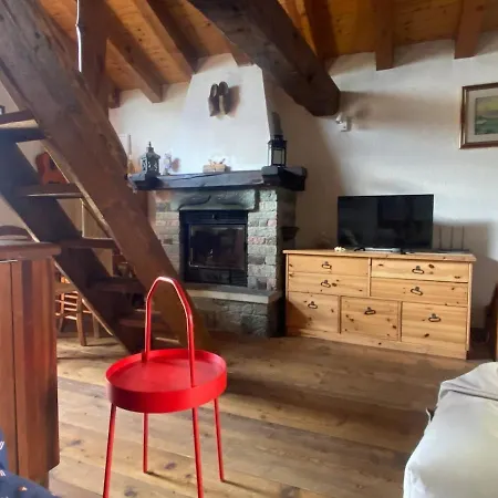 Chalet Cozy Rascard Antagnod *