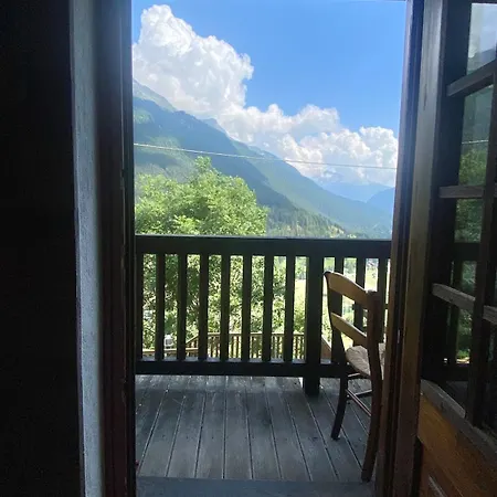 Cozy Rascard Antagnod Chalet Champoluc