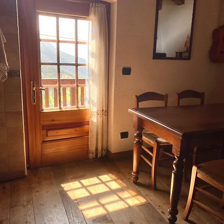 Chalet Cozy Rascard Antagnod Champoluc