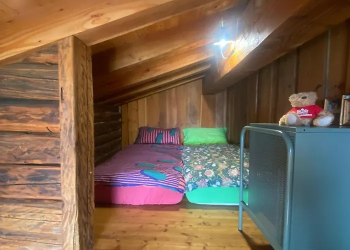 Cozy Rascard Antagnod Chalet *