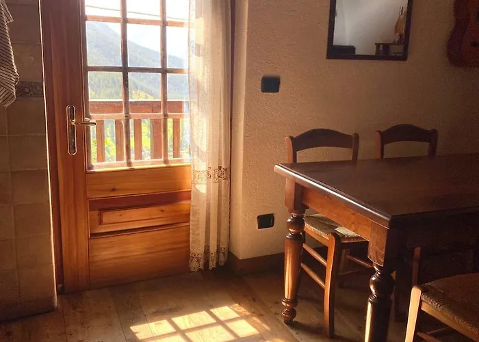 Chalet Cozy Rascard Antagnod Champoluc